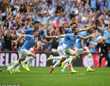 Man City bảo vệ thành công Siêu Cúp Anh