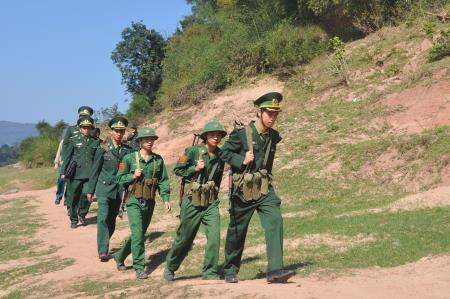 Vũ khí nóng trôi nổi giữa cộng đồng