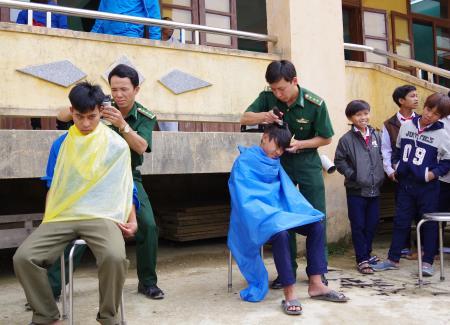 Quảng Nam: Nhiều hoạt động hướng về biên giới Tây Giang