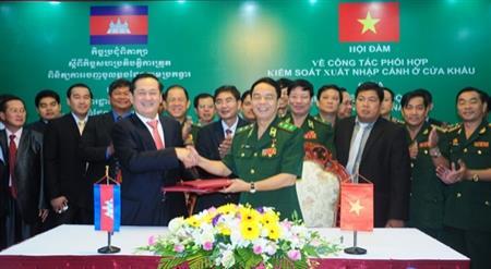 Tiếp tục tăng cường phối hợp kiểm soát XNC ở cửa khẩu