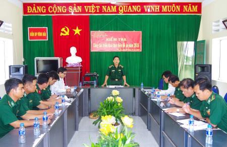 Kiểm tra thực hiện đề án phổ biến, giáo dục pháp luật tại Đồn BP Vĩnh Hải