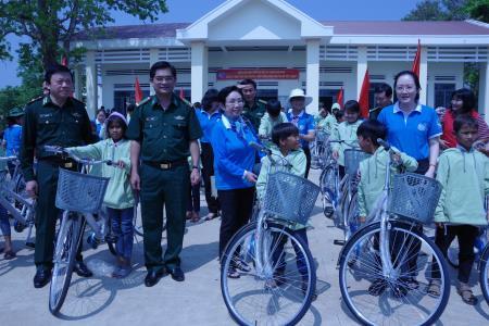 quotĐồng hành cùng phụ nữ biên cươngquot tại các huyện biên giới Gia Lai