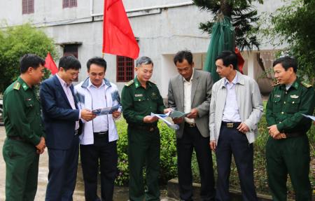 Tuyên truyền pháp luật về tần số vô tuyến điện và chủ quyền biển, đảo cho ngư dân