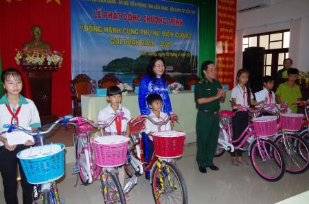 Hỗ trợ sinh kế cho đồng bào dân tộc Khmer vùng biên