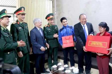 Ấm lòng quân dân trên biên giới Hà Giang