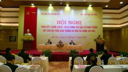 Tập trung nguồn vốn ngoài ngân sách phát triển hạ tầng giao thông miền núi