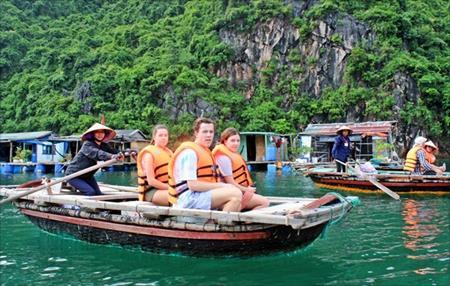 Du lịch Hạ Long thay đổi từ nội sinh