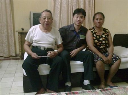 Cây đại thụ của đồng bào Mông đã “về với núi rừng”