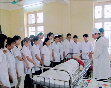 Công đoàn thúc đẩy phong trào dạy và học