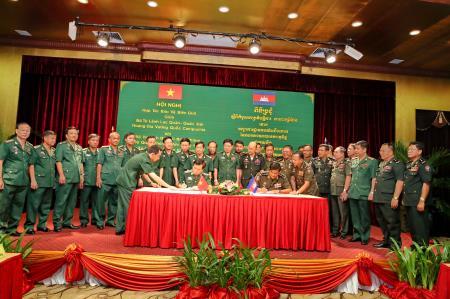 Trên đất nước Angkor xinh đẹp