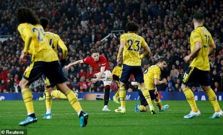 Bị Arsenal cầm hòa, Man United có khởi đầu tệ nhất sau 30 năm
