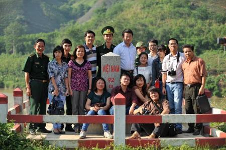 Văn sĩ được “hưởng lộc” từ núi rừng Lào Cai