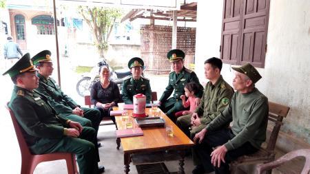 Người đồng hành với cuộc sống của bà con biên giới