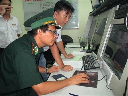 Thiếu tướng Nguyễn Văn Nam kiểm tra, làm việc tại BĐBP TP Hồ Chí Minh
