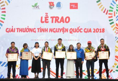 Sôi nổi Ngày hội Tình nguyện Quốc gia năm 2018