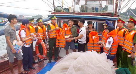 Đẩy lùi tội phạm nhờ nâng cao kiến thức pháp luật cho nhân dân