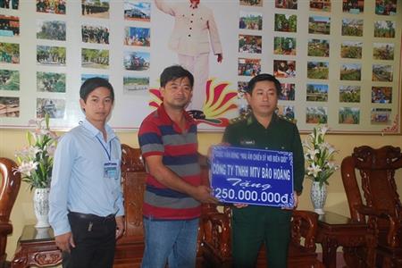 Người lĩnh ấn tiên phong