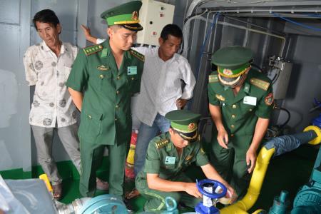 BĐBP Bà Rịa - Vũng Tàu: Liên tiếp bắt tàu chở dầu không rõ nguồn gốc