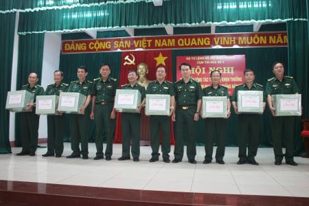 Đổi mới phong trào thi đua, ưu tiên hướng về cơ sở