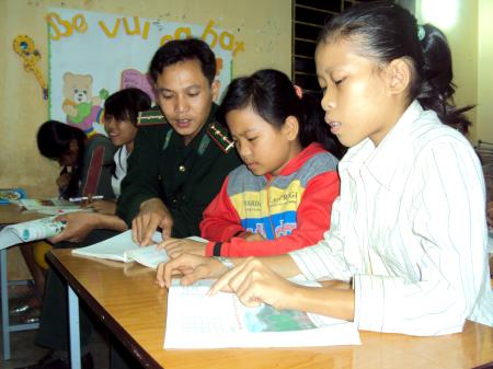 San sẻ gánh nặng với giáo dục vùng cao
