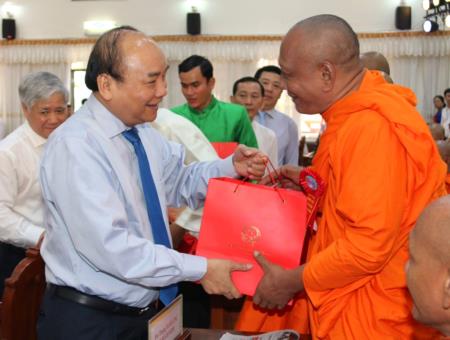 Nhiều hoạt động ý nghĩa nhân dịp Tết cổ truyền Chôl Chnăm Thmây