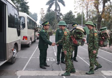 Tăng cường lực lượng, tiếp sức cho tuyến đầu phòng, chống dịch Covid 19
