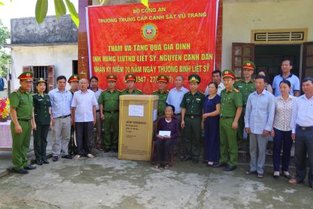 Nhiều hoạt động thiết thực vì cộng đồng và tri ân người có công với cách mạng
