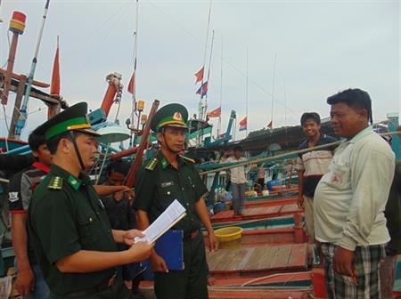 Nỗ lực đấu tranh ngăn chặn tình trạng buôn lậu thuốc lá