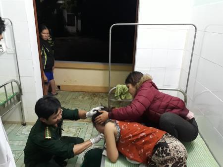 Cứu sống một phụ nữ ăn lá ngón tự tử