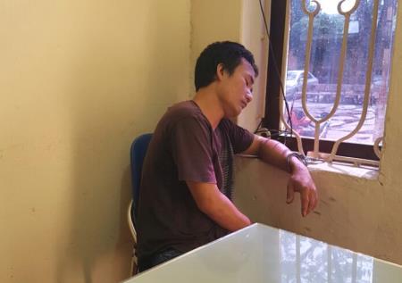 Bắt khẩn cấp 2 đối tượng buôn bán 1 kg ma túy đá
