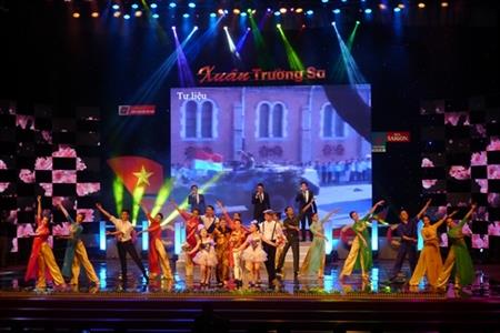 Xuân Trường Sa 2015 - cầu nối yêu thương từ đất liền tới biên cương, hải đảo
