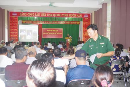 Câu lạc bộ “Thời sự pháp luật” ở phường biển