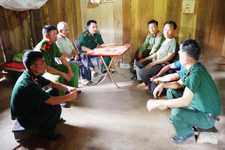 Nhầm thú rừng, cha bắn chết con trai trong lúc đi săn