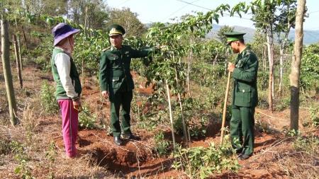 Đồn Biên phòng Sen Bụt làm tốt công tác dân vận