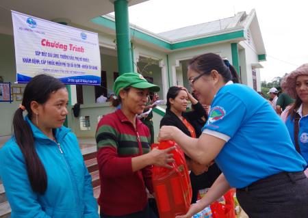 Đồng hành cùng phụ nữ ở huyện biên giới Tây Giang