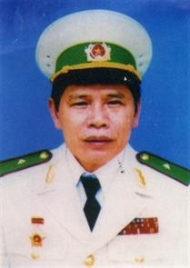 Gần gũi, chân tình và quyết đoán