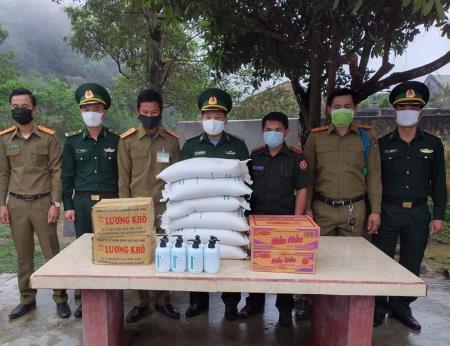 Trao đổi tình hình phòng, chống dịch Covid-19 với các lực lượng bảo vệ biên giới Lào