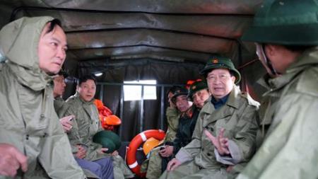 "Không để người dân bị thiếu đói, thiếu nước uống, khắc phục nhanh nhất hậu quả mưa lũ"