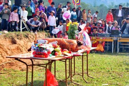 Men xuân xứ Lạng
