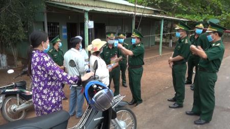 Tiếp tục đẩy mạnh công tác phòng, chống dịch Covid-19 trên tuyến biên giới Tây Ninh
