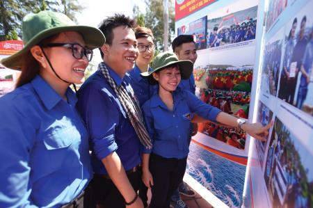 500 sinh viên ưu tú sẽ tham gia chương trình “Sinh viên với biển, đảo Tổ quốc”