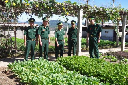 Kiểm tra toàn diện công tác Biên phòng tại Đồn Biên phòng cửa khẩu A Đớt