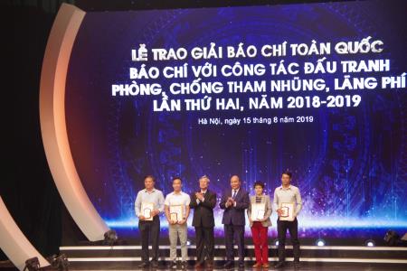Trao giải “Báo chí với công tác đấu tranh phòng, chống tham nhũng, lãng phí” lần thứ hai