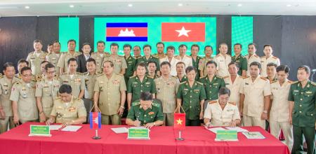 Ma túy nhìn từ phía biên giới nước bạn