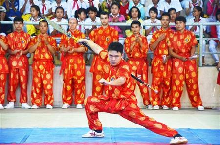 Rực rỡ sắc màu 5 châu