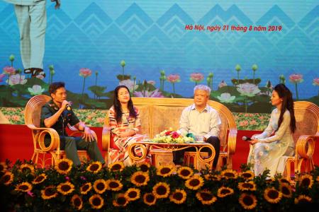 Vinh danh 129 Bí thư chi đoàn tiêu biểu làm theo lời Bác năm 2019