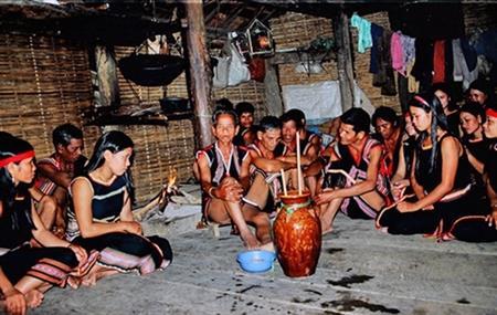 Huyền ảo Dyông Dư