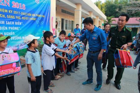 Tỏa sáng những tấm gương Thanh niên tiên tiến BĐBP làm theo lời Bác
