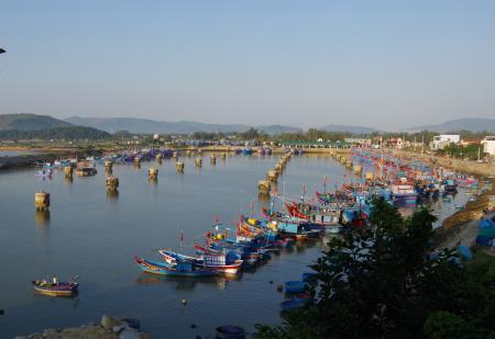 Vạn chài Mỹ Á vững tin bám biển ngày khai chánh