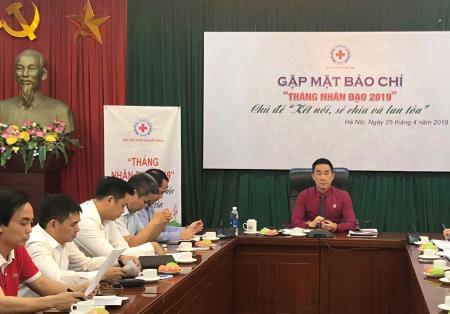 Hỗ trợ xây nhà và tặng sinh kế cho người nghèo tại các vùng biên giới